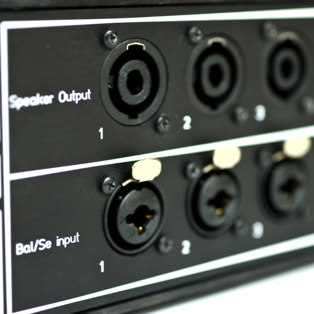 MA-01 multi channel hypex n-core amplifier rear 12